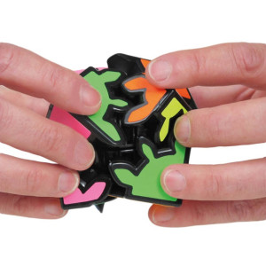 Gear Shift logikai játék | Rubik kocka